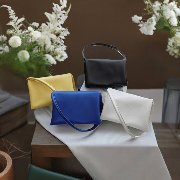 Casual Clamshell Design Solid Color Shoulder Handle Bag - SandyKandy